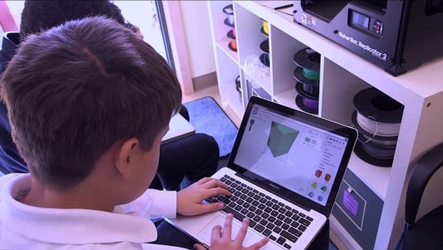 Makerbot Stories | Whitby School